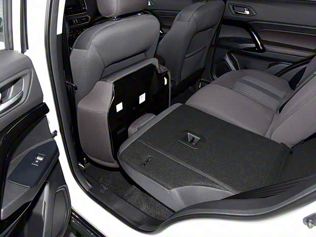 廣汽乘用車(chē) 傳祺GS4 2018款 200T 手動(dòng)兩驅(qū)舒適版