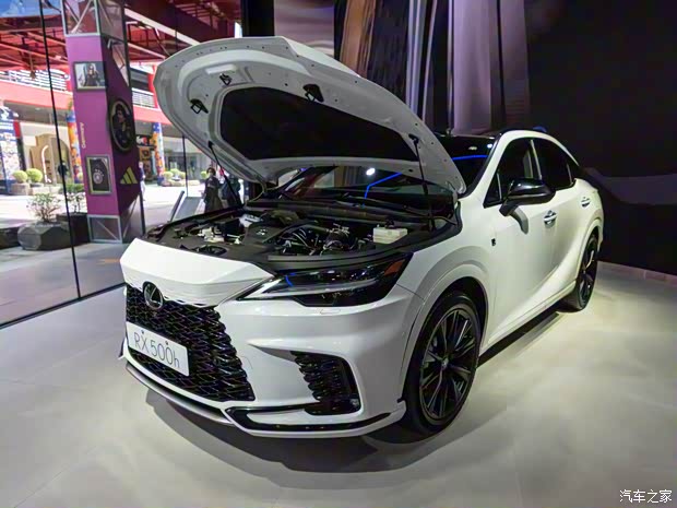 雷克萨斯 雷克萨斯RX 2023款 500h F SPORT Performance 中国台湾版