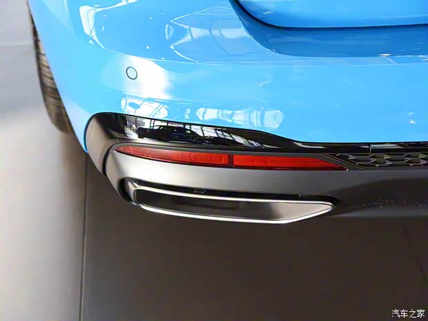 奥迪(进口) 奥迪A4(进口) 2021款 Avant 先锋派 40 TFSI 豪华动感型