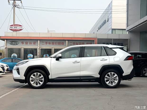 广汽丰田 威兰达 2020款 2.0L CVT两驱领先版 广汽丰田 威兰达 2020款 2.0L CVT两驱领先版