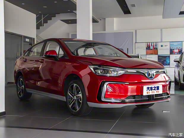 北汽新能源 北汽新能源EU5 2019款 R500 智風(fēng)版