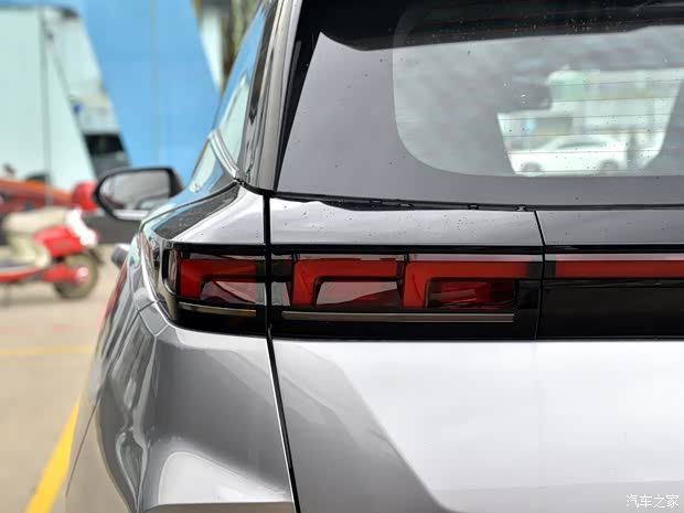 海马汽车 海马8S 2019款 1.6T 自动炫版 海马汽车 海马8S 2019款 1.6T 自动炫版