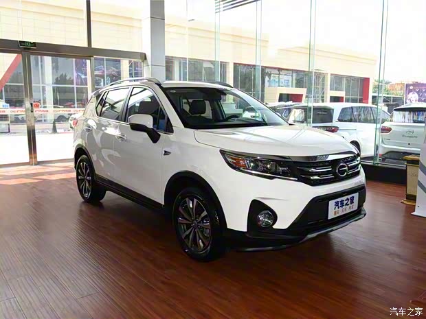 广汽乘用车 传祺GS3 2019款 235T 自动精英版 广汽乘用车 传祺GS3 2019款 235T 自动精英版