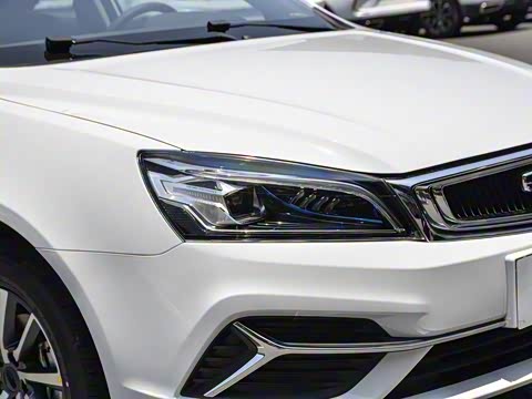 2019款 领军版 1.5L 手动向上互联型 国VI 2019款 领军版 1.5L 手动向上互联型 国VI