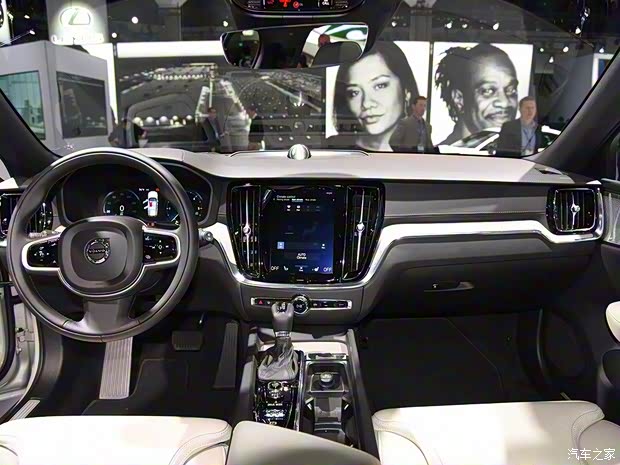 沃尔沃(进口) 沃尔沃V60 2019款 Cross Country T5 AWD 沃尔沃(进口) 沃尔沃V60 2019款 Cross Country T5 AWD