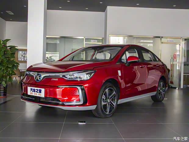 北汽新能源 北汽新能源EU5 2019款 R500 智風(fēng)版