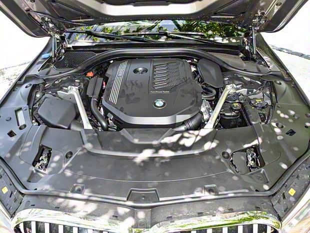 宝马(进口) 宝马7系 2019款 740Li