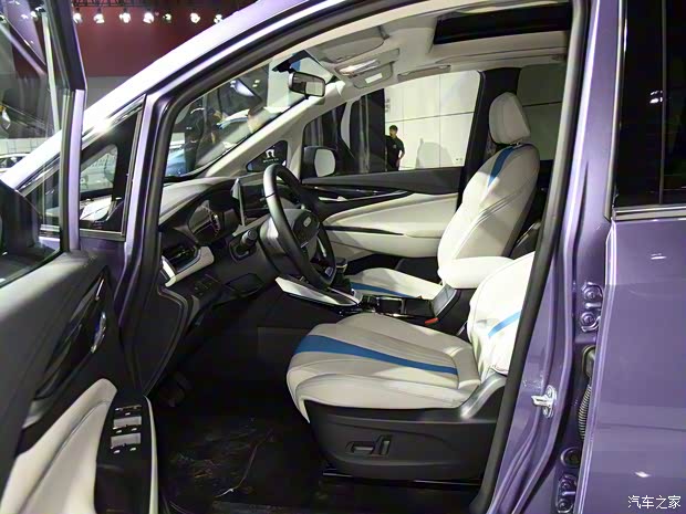 上汽大通 上汽大通G50 2019款 首发款 自动豪华版