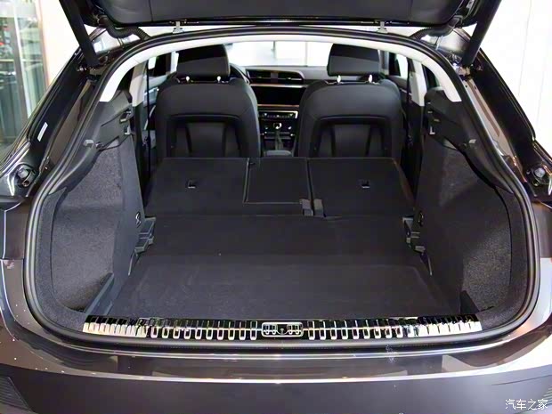 一汽-大众奥迪 奥迪Q3 2020款 Sportback 40 TFSI 时尚型 一汽-大众奥迪 奥迪Q3 2020款 Sportback 40 TFSI 时尚型
