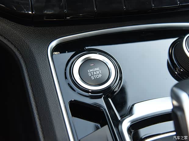 江铃汽车 域虎9 2020款 2.0T自动柴油四驱舒享型