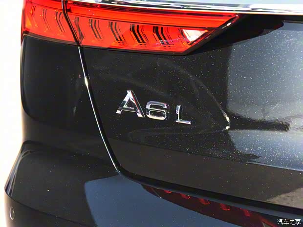 一汽-大众奥迪 奥迪A6L 2019款 45 TFSI 臻选动感型