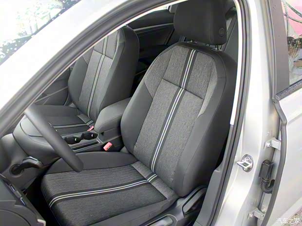 上汽大众 朗逸 2018款 1.5L 手动风尚版 上汽大众 朗逸 2018款 1.5L 手动风尚版