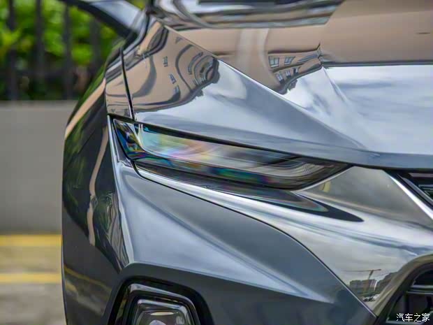 上汽通用雪佛蘭 開拓者 2020款 RS 650T 四驅(qū)5座基本型