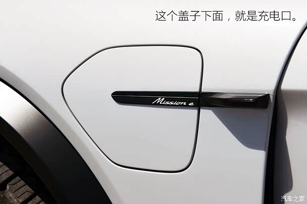 保時捷 Mission E 2018款 Cross Turismo 保時捷 Mission E 2018款 Cross Turismo