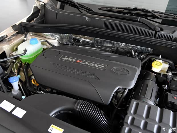 广汽乘用车 传祺GS4 2018款 235T 自动两驱豪华智联版