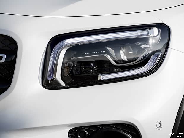 奔驰(进口) 奔驰GLB(海外) 2019款 基本型 奔驰(进口) 奔驰GLB(海外) 2019款 基本型