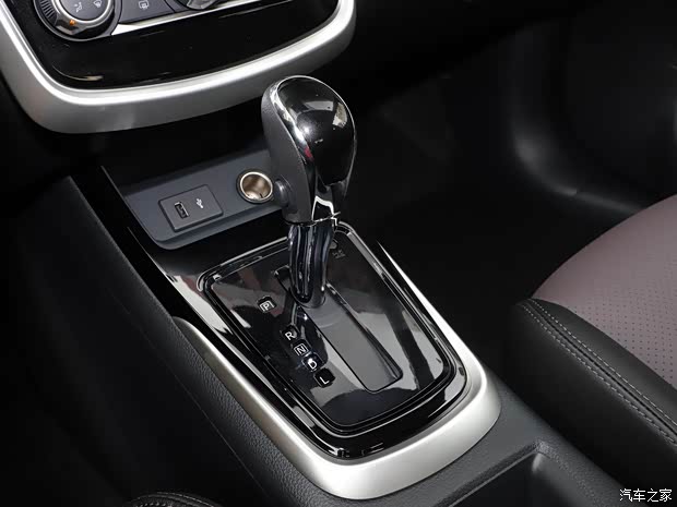 東風(fēng)日產(chǎn) 騏達(dá)TIIDA 2021款 1.6L CVT智行版