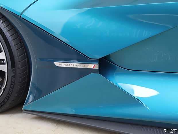 雪铁龙(进口) DS X E-Tense 2018款 Concept 雪铁龙(进口) DS X E-Tense 2018款 Concept