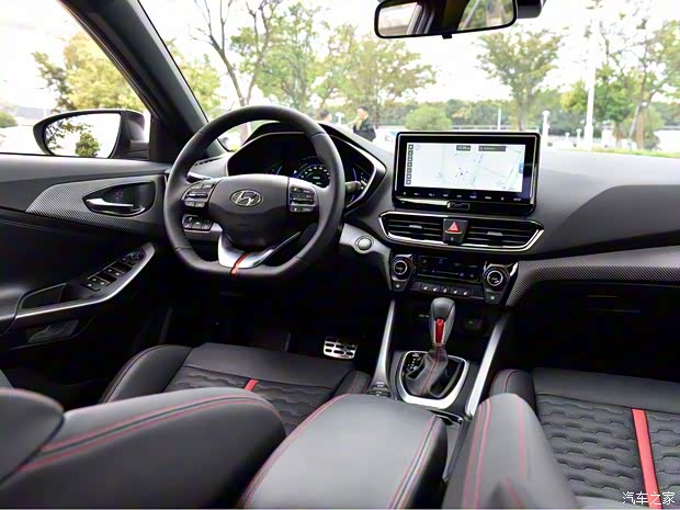 北京现代 菲斯塔 2019款 280TGDi 智尊版