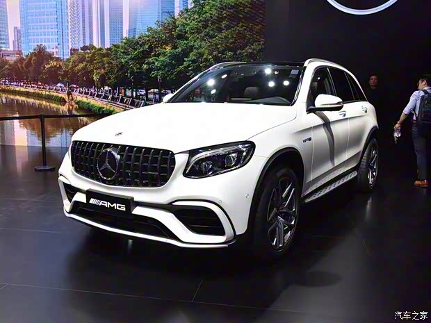 梅赛德斯-AMG 奔驰GLC AMG 2018款 AMG GLC 63 4MATIC+ 梅赛德斯-AMG 奔驰GLC AMG 2018款 AMG GLC 63 4MATIC+