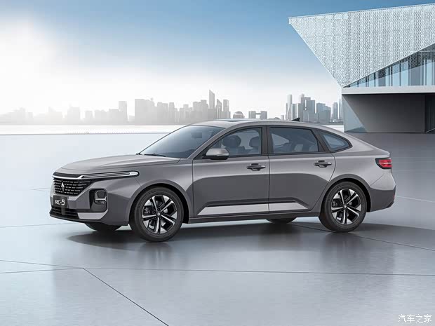 上汽通用五菱 新寶駿RC-5 2020款 基本型