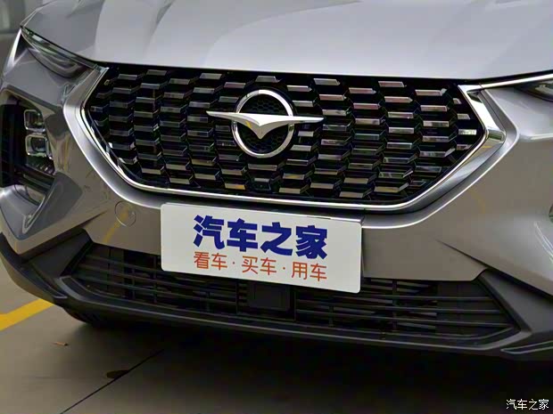 海马汽车 海马8S 2019款 1.6T 自动炫版 海马汽车 海马8S 2019款 1.6T 自动炫版