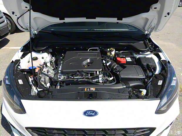 長(zhǎng)安福特 ?？怂?2020款 三廂 EcoBoost 180 自動(dòng)ST Line