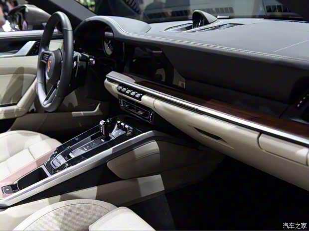 保时捷 保时捷911 2020款 Targa 4 3.0T