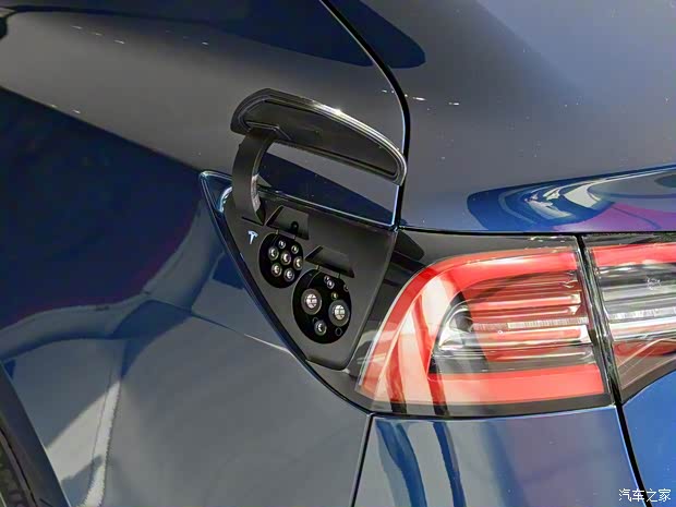 特斯拉中国 Model 3 2019款 标准续航后驱升级版 特斯拉中国 Model 3 2019款 标准续航后驱升级版