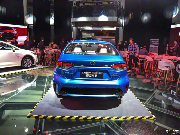 广汽丰田 雷凌 2019款 双擎 基本型