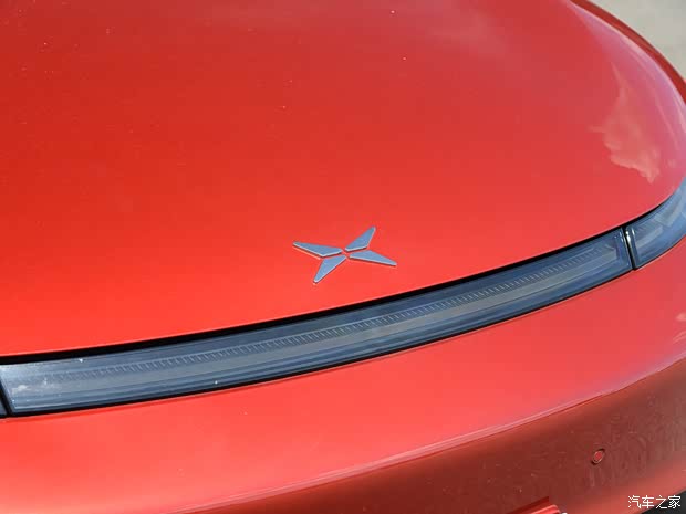 小鵬汽車 小鵬汽車P7 2020款 后驅(qū)超長(zhǎng)續(xù)航智尊版