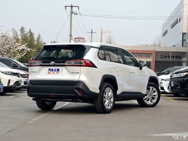 广汽丰田 威兰达 2020款 2.0L CVT两驱领先版 广汽丰田 威兰达 2020款 2.0L CVT两驱领先版