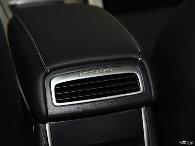 吉利汽车 博越 2020款 1.8TD DCT两驱智联型4G互联版