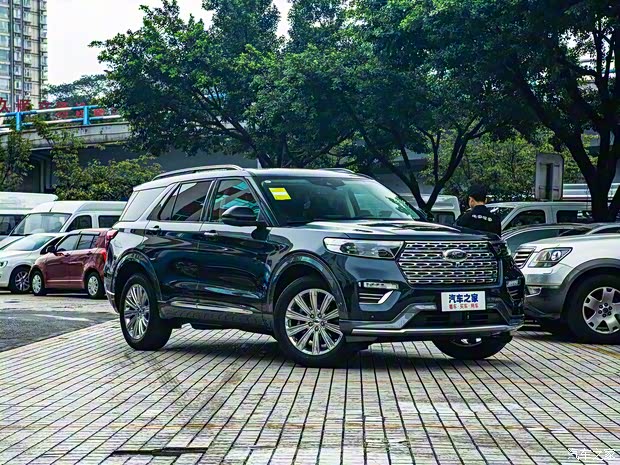长安福特 探险者 2020款 EcoBoost 285 四驱钛金版 7座
