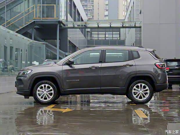 广汽菲克Jeep 指南者 2021款 自动领先版