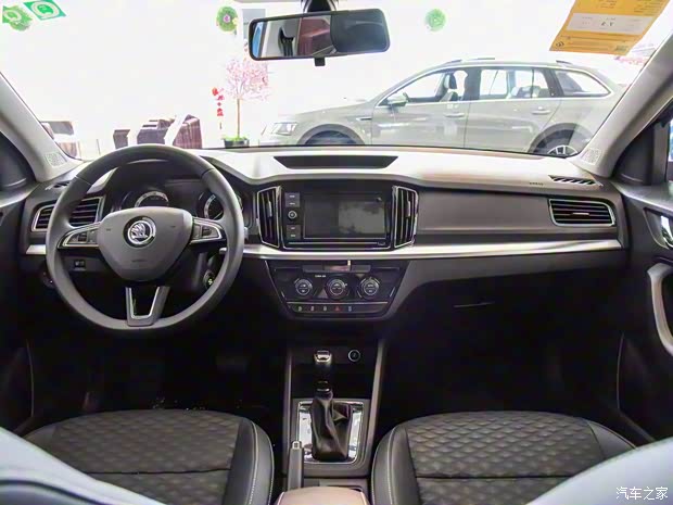 上汽斯柯达 柯米克 2018款 1.5L 自动舒适版 上汽斯柯达 柯米克 2018款 1.5L 自动舒适版