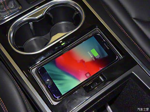 一汽红旗 红旗E-HS3 2019款 两驱舒适型 一汽红旗 红旗E-HS3 2019款 两驱舒适型