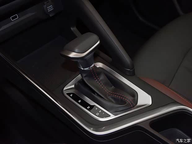 吉利汽车 远景X3 2021款 PRO 1.5L CVT高配版 吉利汽车 远景X3 2021款 PRO 1.5L CVT高配版