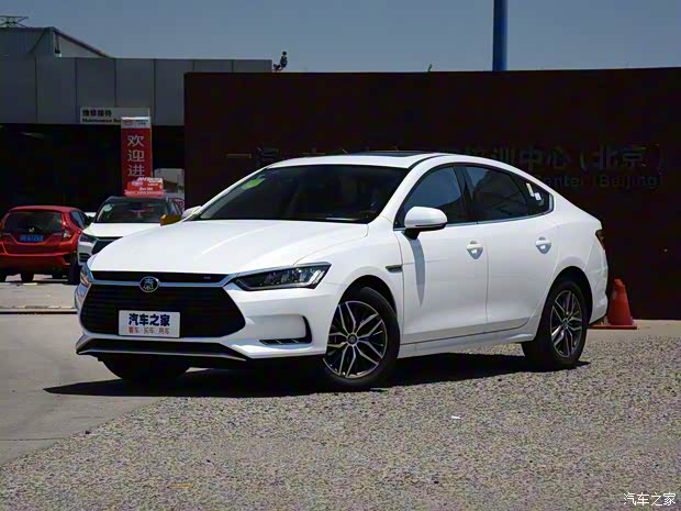 比亚迪 秦Pro新能源 2019款 EV 领航版 比亚迪 秦Pro新能源 2019款 EV 领航版