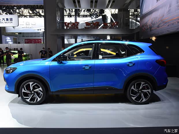 上汽集团 MG领航 2021款 2.0T 基本型 上汽集团 MG领航 2021款 2.0T 基本型