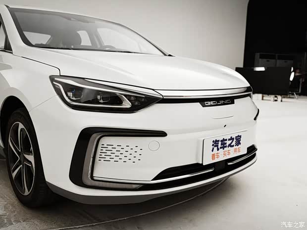 BEIJING汽车 BEIJING-EU5 2020款 R600 智领版 BEIJING汽车 BEIJING-EU5 2020款 R600 智领版