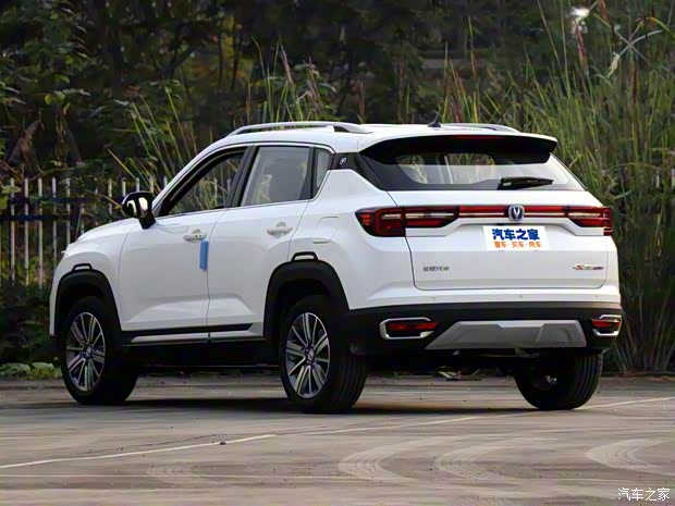 长安汽车 长安CS35 PLUS 2018款 1.6L 自动酷联版 长安汽车 长安CS35 PLUS 2018款 1.6L 自动酷联版