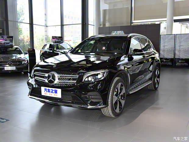 北京奔馳 奔馳GLC 2018款 改款 GLC 300 4MATIC 豪華型