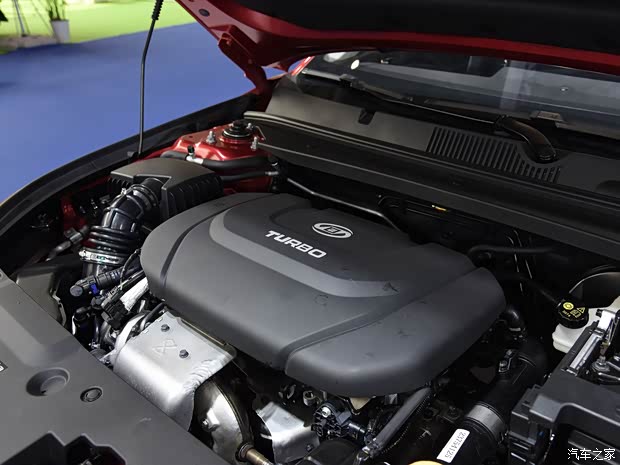 上汽通用五菱 新宝骏RC-5 2020款 基本型 上汽通用五菱 新宝骏RC-5 2020款 基本型