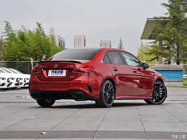 北京奔驰 奔驰A级AMG 2019款 AMG A 35 L 4MATIC