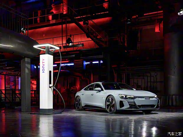 奥迪(进口) 奥迪e-tron GT 2021款 基本型 奥迪(进口) 奥迪e-tron GT 2021款 基本型