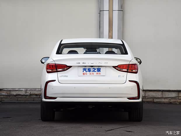 BEIJING汽车 BEIJING-EU5 2020款 R600 智潮版 BEIJING汽车 BEIJING-EU5 2020款 R600 智潮版