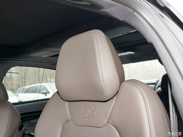 奥迪(进口) 奥迪A8新能源 2021款 A8L 60 TFSIe quattro