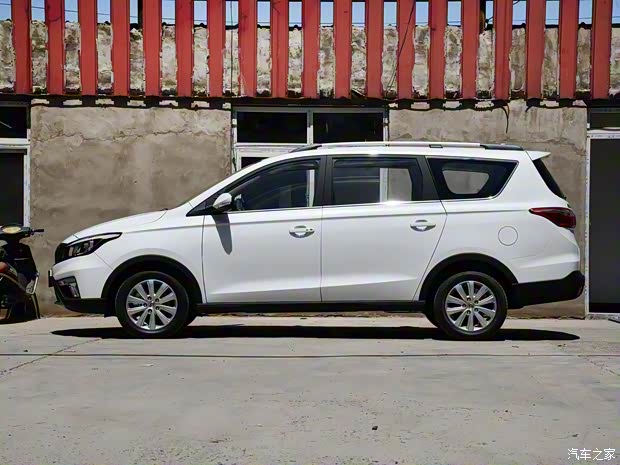 长安汽车 欧尚A800 2019款 1.6L 手动豪华型 国VI 长安汽车 欧尚A800 2019款 1.6L 手动豪华型 国VI