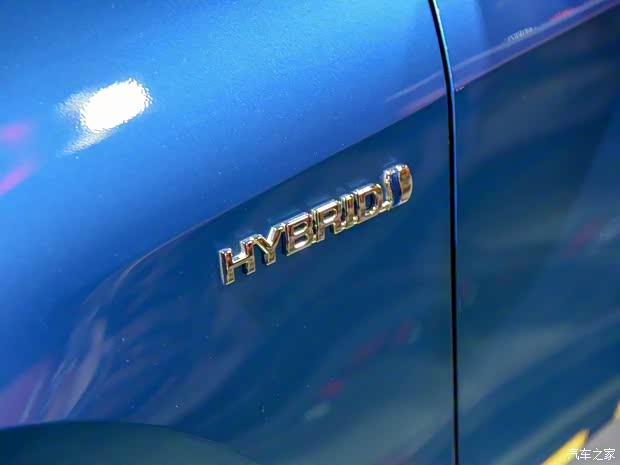 广汽丰田 雷凌 2019款 双擎 基本型